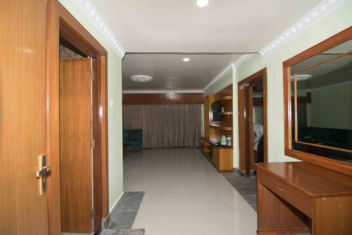 Presidential Suite 